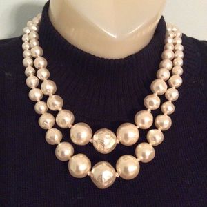Vintage faux pearl necklace